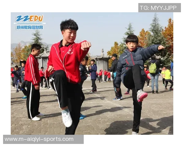 少林足球动态图带你领略武术与足球的完美结合与精彩瞬间 少林足球动态图带你领略武术与足球的完美结合与精彩瞬间