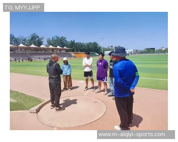 提升裁判素养成都足球裁判培训助力青少年足球发展与公平竞技